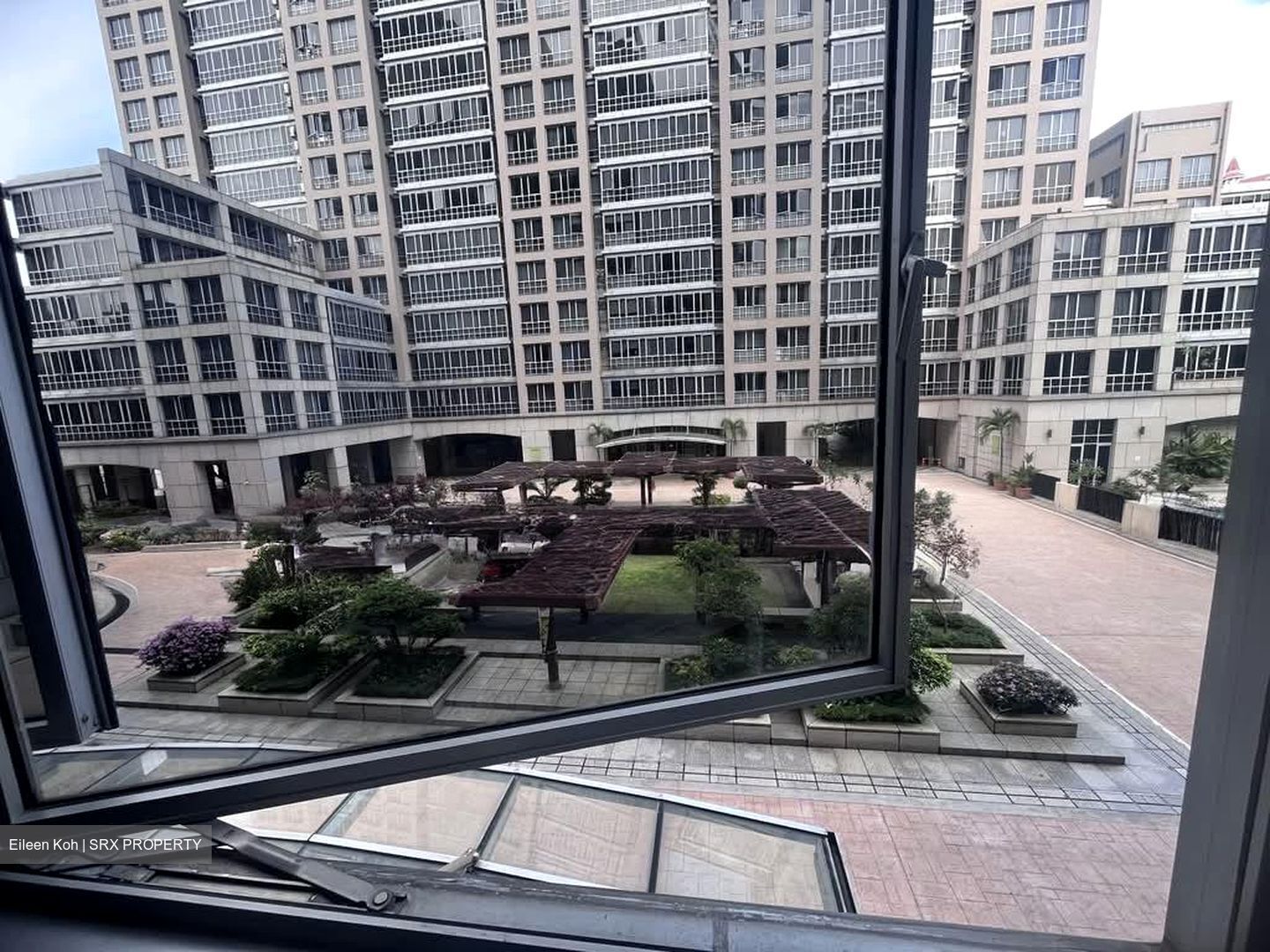 UE Square (D9), Apartment #596759731